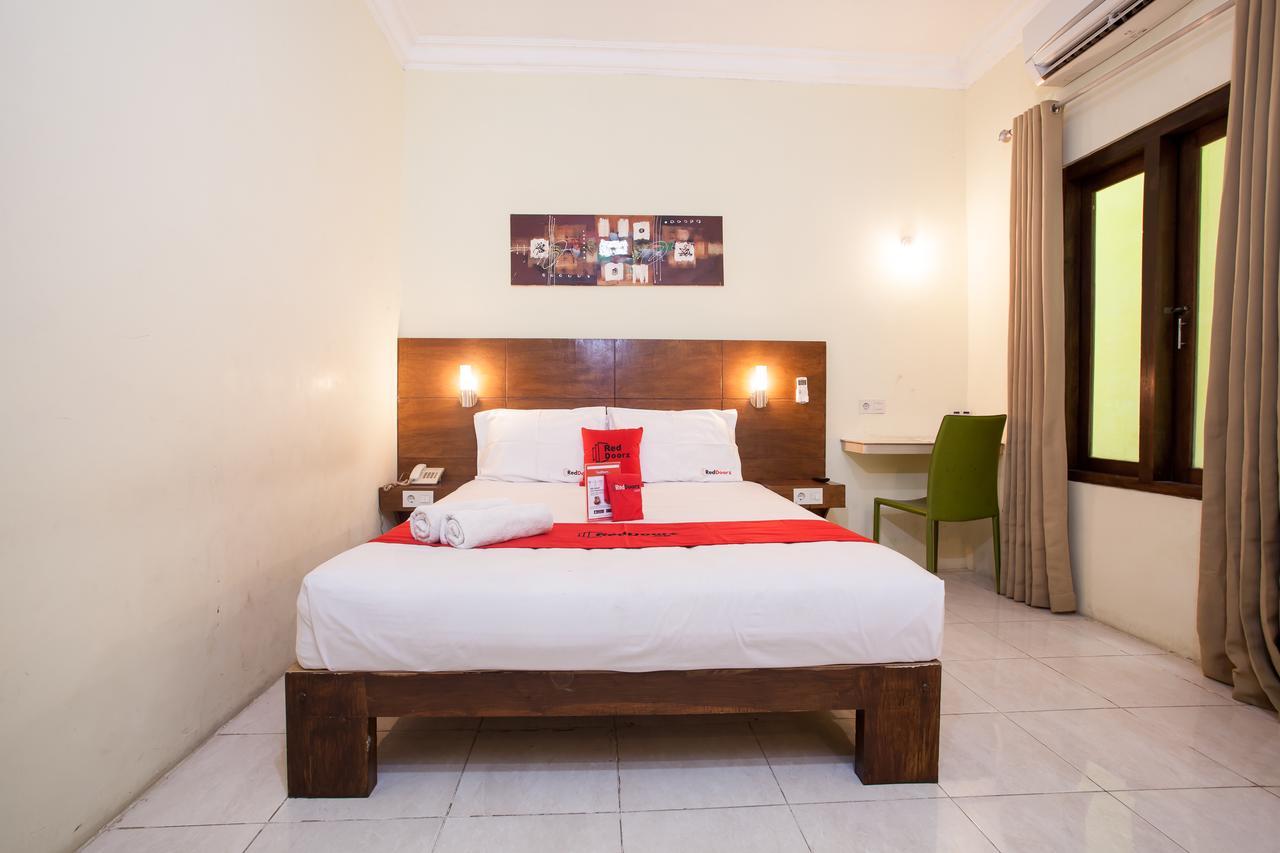 Reddoorz Near Marvel City Mall Wonotjolo Exteriér fotografie