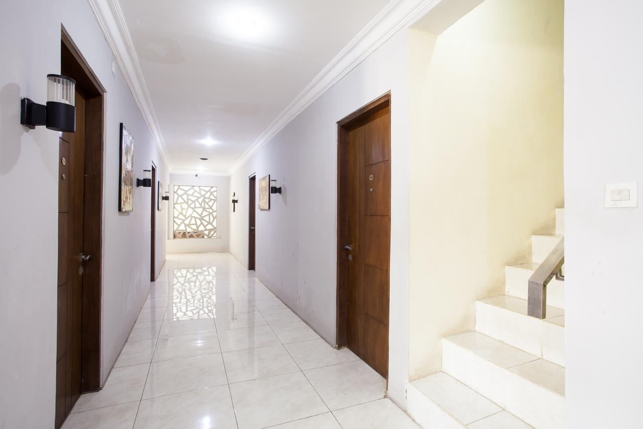 Reddoorz Near Marvel City Mall Wonotjolo Exteriér fotografie